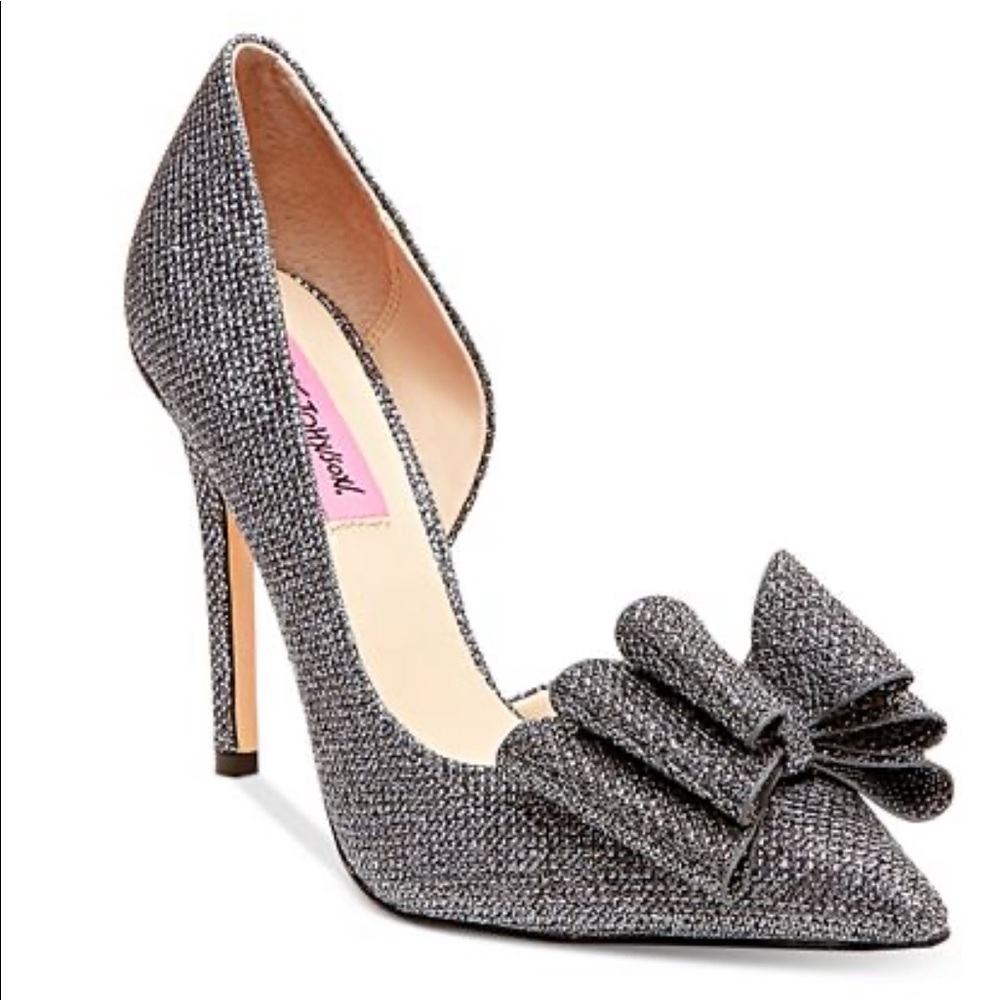 SOLD Betsey Johnson Pumps